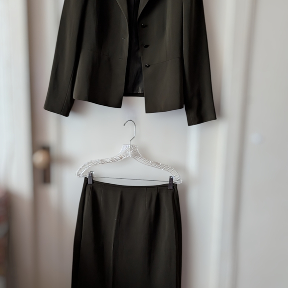 Timeless - Picture 5 of 8